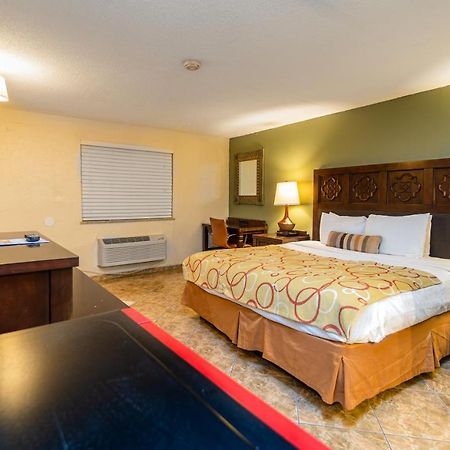 Sevilla Inn Kissimmee- Near Disney Buitenkant foto