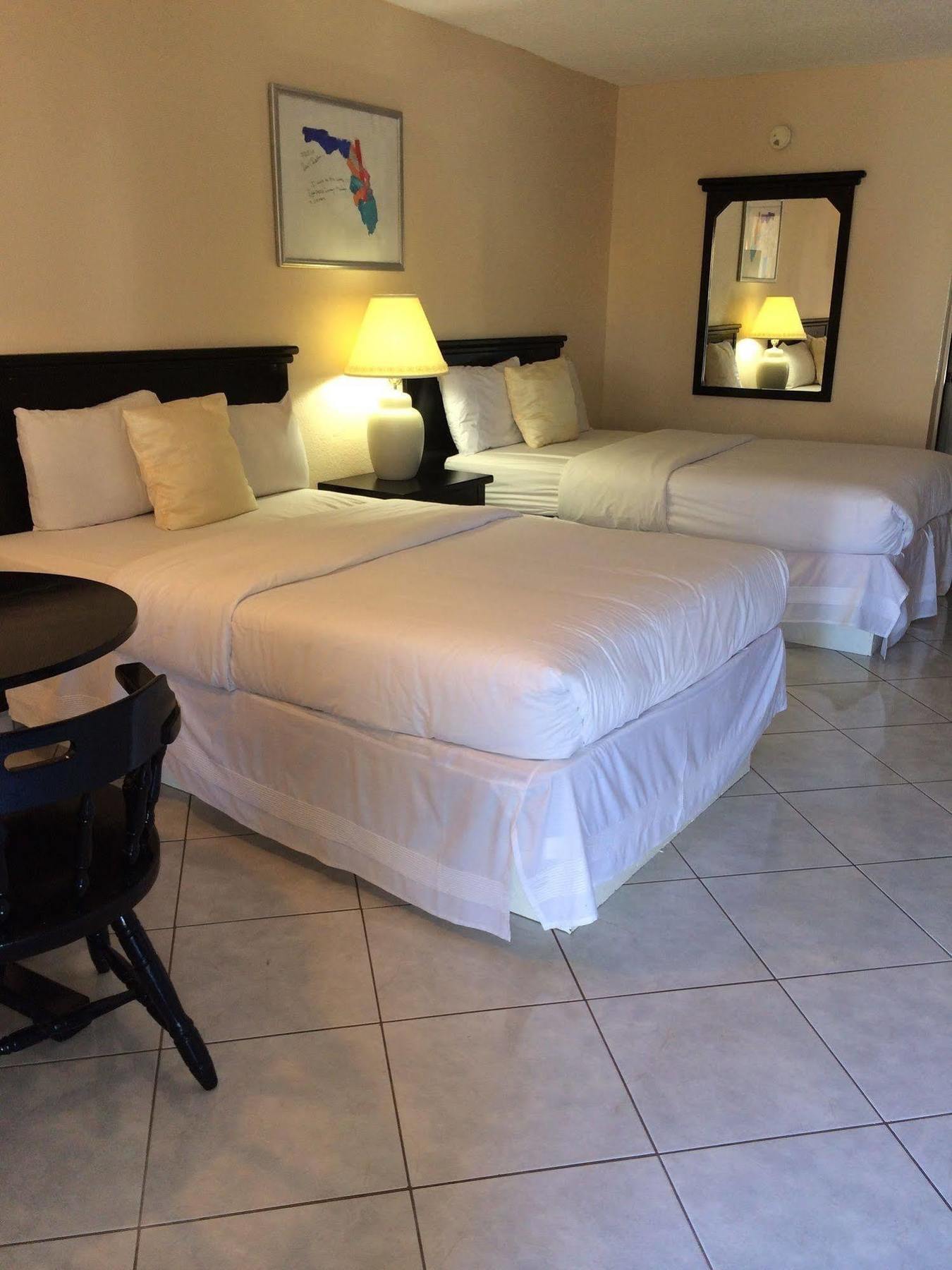 Sevilla Inn Kissimmee- Near Disney Buitenkant foto